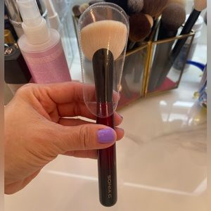 🛑 SOLD on Mercari.  Sonia G, Fundamental Fan brush, sculpt four